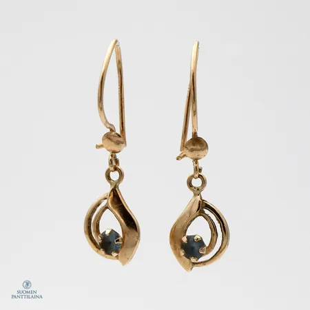 Kivikorvakorut, korkeus 26mm, 585br Paino: 1,2 g