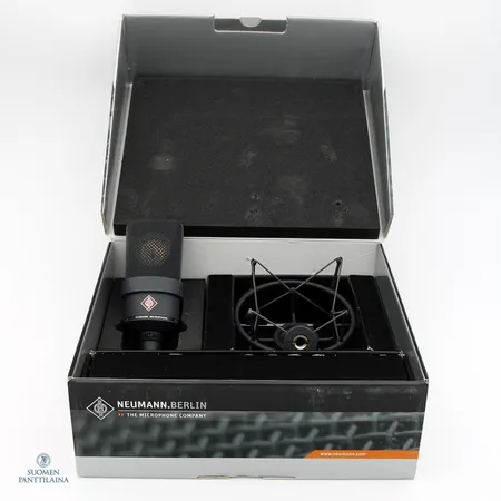 Suurikalvoinen mikrofoni, Neumann TLM 103, laatikko