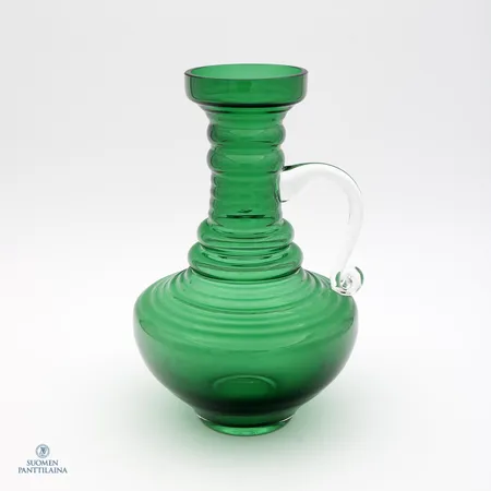 Kleopatra-maljakko, Riihimäen Lasi, design Tamara Aladin, korkeus 25,5cm, vihreä
