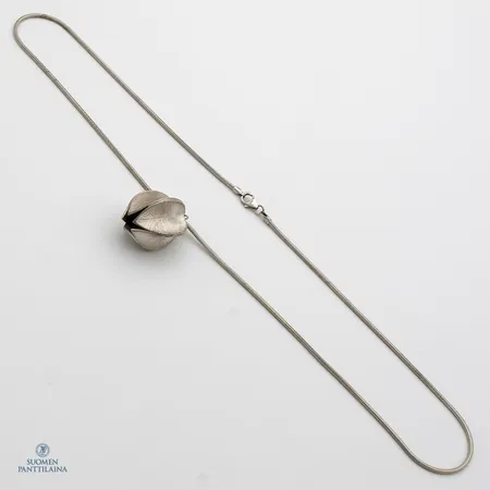 Kaulakoru, Kalevala Koru, Lumikukka, ketjun pituus 50cm, riipuksen korkeus 29mm, 925, Paino: 18,3 g