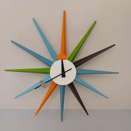 Seinäkello Vitra Design Museum George Nelson, Ø 48cm. Ei käy!