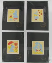 Neljä silkkipainatusta Muumit, ensipainos vuodelta 1956, Kromipaino / Stockmann, Muumipeikko ja Pikku Myy, Nuuskamuikkunen, Niiskuneiti ja Nipsu, mitat 15x10,5cm.   Paino: 0 g