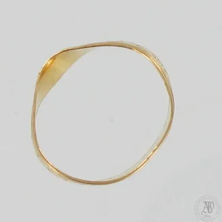 Viallinen sormus, 875,  Paino: 1,8 g