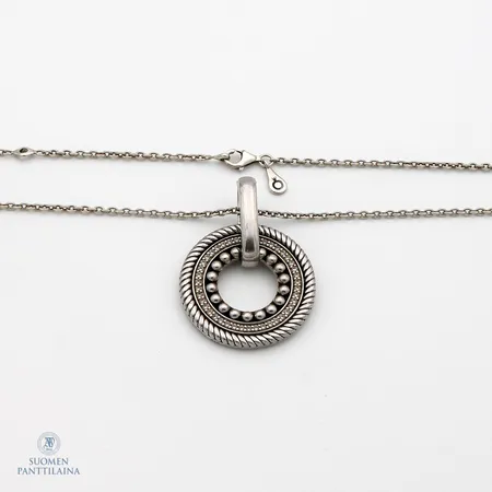 Kaulakoru, pituus 59,5-63,5cm, riipuksen ¤ 30mm ja korkeus 40mm, Pandora, 925,  Paino: 21,2 g