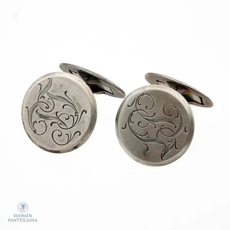 Kalvosinnapit, kaiverrettu, ¤ 19mm, Auran kultaseppä Oy, 813,  Paino: 13 g