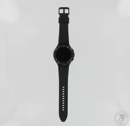 Samsung Galaxy Watch 4 Classic, mukana ei langatonta lauria. 