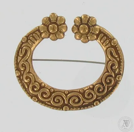 Rintaneula Kalevala Koru, leveys 52mm, pronssia