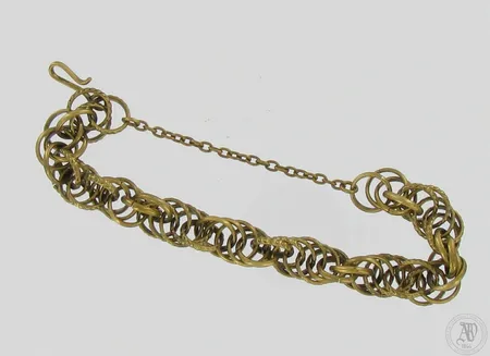Rannekoru, Kalevala Koru, Setukaisten Kääty, pituus 190mm, pronssi