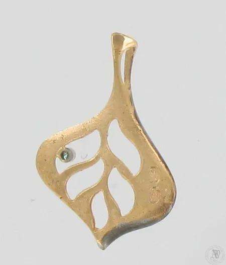 Kiviriipus, korkeus 23mm, 585br,  Paino: 0,9 g