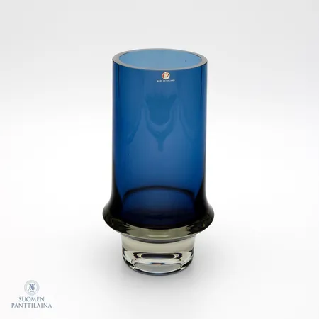 Maljakko, Iittala, signeeraus Tapio Wirkkala, 3581, kyljessä kevyt naarmu, pohjassa kulumaa, korkeus 200mm
