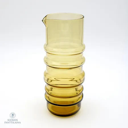 Kannu, Sukat makkaralla Iittala, 1 L, korkeus 23cm ja leveys 9cm, vihreä