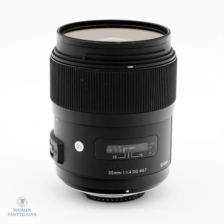 Objektiivi, Sigma 35mm F/1.4 DG HSM Art Nikon, rungossa normaaleja käytön jälkiä, HOYA HD UV-suodin, ei vastavalosuojaa tai etu-/takatulppaa