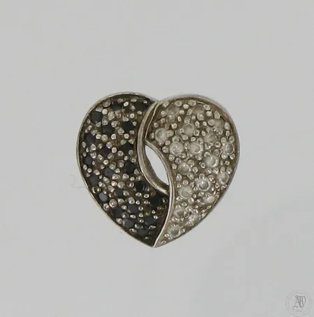 Kiviriipus, korkeus 16mm, 925br,  Paino: 3,4 g