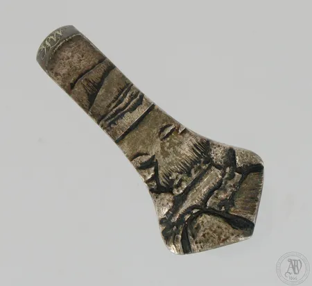 Pullonavaaja, kaiverrettu, pituus 85mm, 925, Paino: 57,8 g