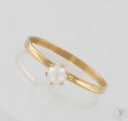 Helmisormus, koko 17½, leveys 2mm, 585br, Paino: 0,7 g