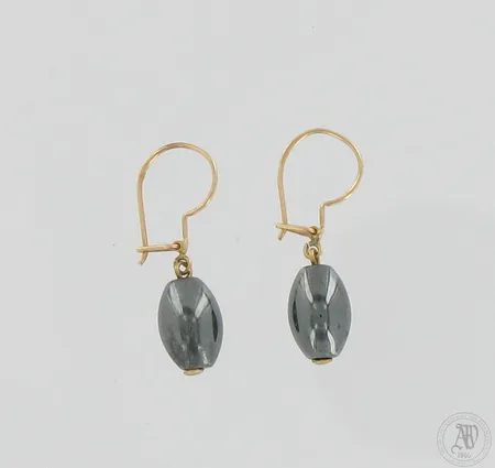 Hematiittikorvakorut, korkeus 27mm, 585br,  Paino: 3,2 g