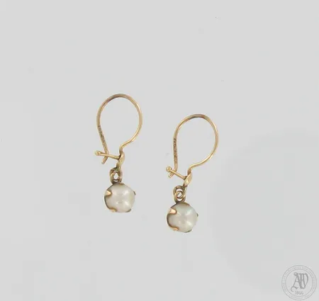 Helmikorvakorut, korkeus 22mm, 585br, Paino: 1 g