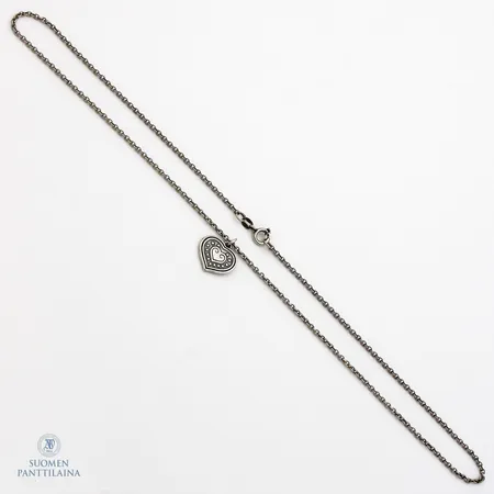 Kaulakoru, Kalevala Koru, Euran Sydän, riipuksen korkeus 18mm, ketjun pituus 52cm, 925,  Paino: 7,5 g