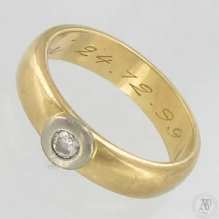 Timanttisormus 1xn.0.10ct, koko 15½, kaiverrettu, 585, Paino: 3,9 g