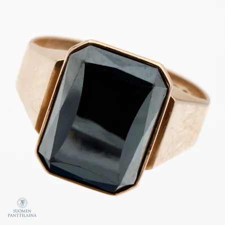 Hematiitti-kantasormus, kaiverrettu, koko 21¾, 585br, Paino: 8,4 g