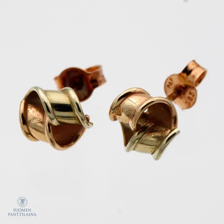 Korvakorut, korkeus 7mm,  Paino: 0,6 g
