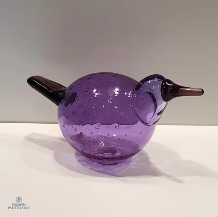 Lasilintu iittala,  Kesuri, Vuosilintu 2021, design Oiva Toikka, Iittala,  signeeraus O. Toikka Iittala 202, mitat 100x210mm