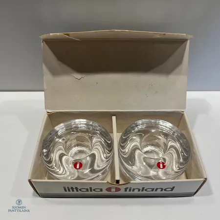 Kynttilänjalat Iittala, Maaru, Tapio Wirkkala, Korkeus 2,7cm, halkaisija 6 cm