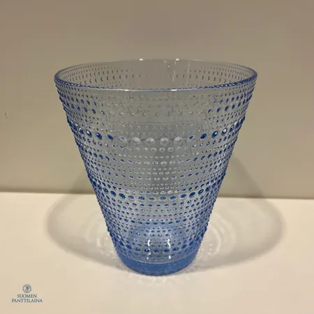 Maljakko, Iittala, Kastehelmi, Ø 14cm, korkeus 15,4 cm, vaalensininen