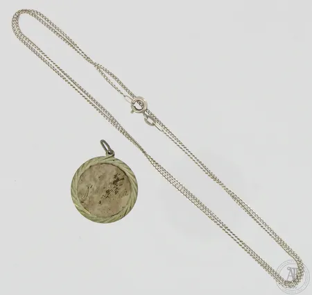 Viallisia koruja, 835-925,  Paino: 4,1 g