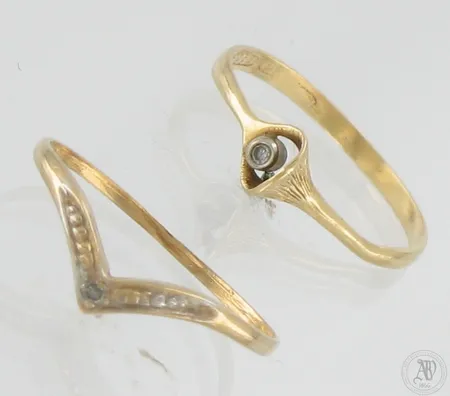 Kaksi viallista timanttisormusta 2xn.0.005ct, koot 16, 585,  Paino: 1,3 g