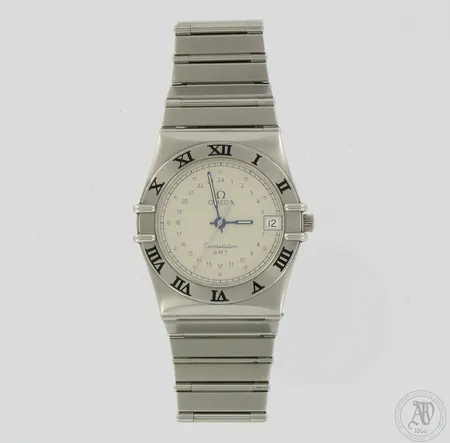 Teräsrannekello Omega Constellation GMT, quartz, 1990-luku, kaiverrus takakannessa, nuppi vaihdettu, taulun Ø 33mm, hihnan pituus 160mm, mukana laatikko ja kaksi lisäpalaa (12mm) 