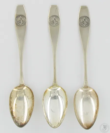 Kolme ruokalusikkaa, pituus 206mm, 813,  Paino: 137,2 g