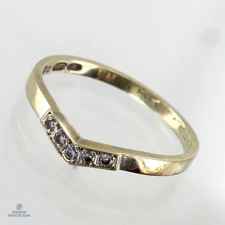 Timanttisormus 5xn.0.01ct, kaiverrettu, koko 16½, 750 valkokulta,  Paino: 1,6 g