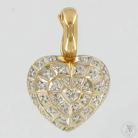 Sydän-riipus timanteilla 38xn.0.005ct, korkeus 15mm, leveys 17mm, 585,  Paino: 3 g