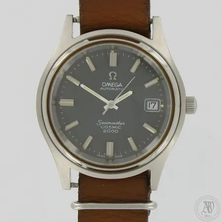 Teräsrannekello Omega Seamaster COSMIC 2000 nahkarannekkeella, automaatti, Ø 38mm, pituus 160-250mm.