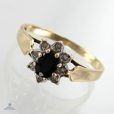 Diana- kivisormus timanteilla 8xn.0.005ct, koko 15¾, 585br,  Paino: 1,5 g