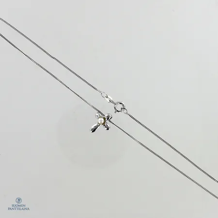 Kaulakoru helmellä, ketjun pituus 36cm, riipuksen korkeus 12mm, 925br, Paino: 1,9 g