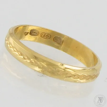 Kuvioitu-sormus, koko 15¼, 750, Paino: 2,1 g