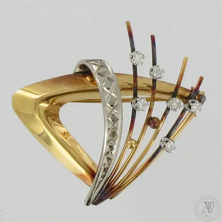 Timanttirintakoru 6xn.0.03ct, korkeus 40mm, leveys 40mm,  valmistettu 1968, Kultateollisuus Ky, Turku, 750br,   Paino: 7,7 g