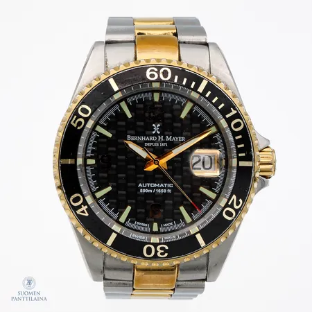 Rannekello Bernhard H. Mayer Depuis 1871 Nauticus automaatti, kulumia, taulun Ø 43mm, hihnan pituus 190mm.