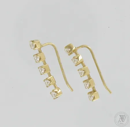Kivikorvakorut, korkeus 20mm, leveys 5mm, 585br,  Paino: 1,7 g