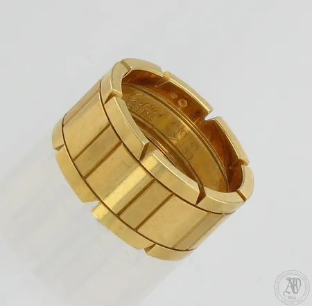 Sormus, Cartier, ''Tank Francaise'', CG1125, koko 18¾, 750,   Paino: 14,4 g