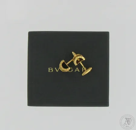 Kalvosinnapit, Bvlgari, korkeus 10mm, leveys 13mm, 750br,  Paino: 14,7 g