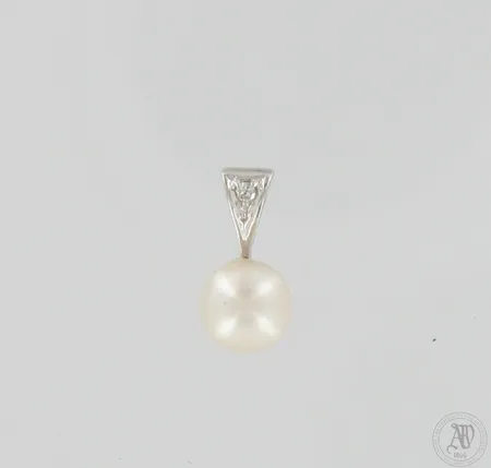 Helmiriipus timantilla 1xn.0.02ct, korkus 12mm, leveys 6mm, 585br valkokulta,  Paino: 0,8 g