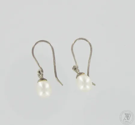 Helmikorvakorut, korkeus 30mm, leveys 6mm, 925br,  Paino: 1,6 g