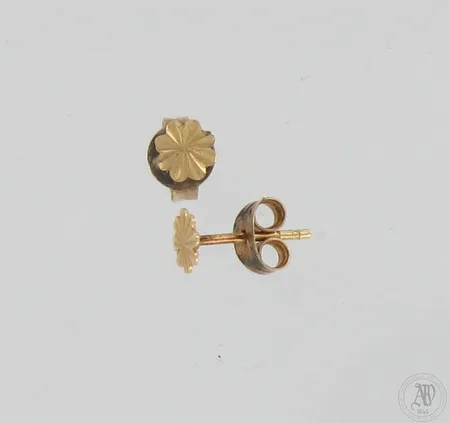 Korvakorut, Ø 4,5mm, 585,  Paino: 0,4 g