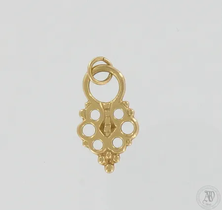 Riipus, Lapin koru, Kalevala Koru, korkeus 23mm, 585,  Paino: 1,4 g