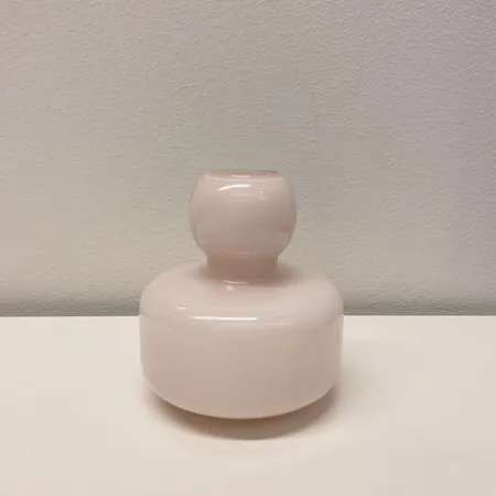 Maljakko Marimekko, Flower, korkeus 10,4cm, puuteri 