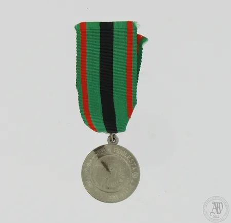 Vapaudenristin ansiomitali 1lk 1941