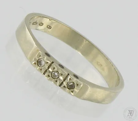 Timanttisormus 3xn0.03ct, koko 17¼, 750br valkokultaa, Paino: 2,5 g